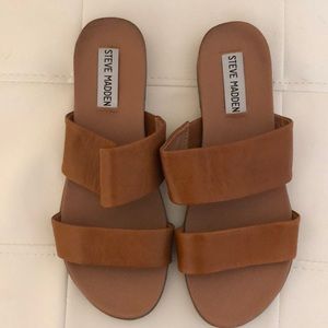 Steve Madden slide sandal in cognac